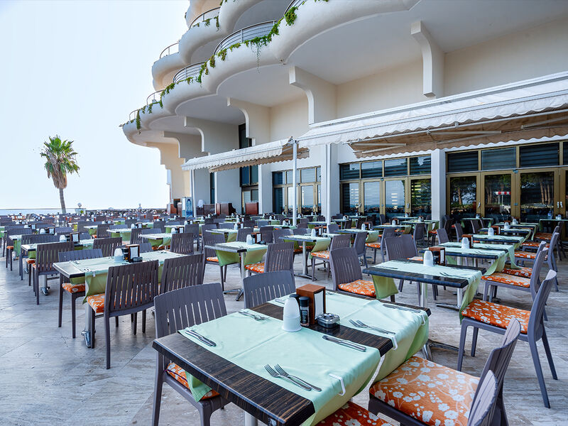 Sunrise Queen Resort
